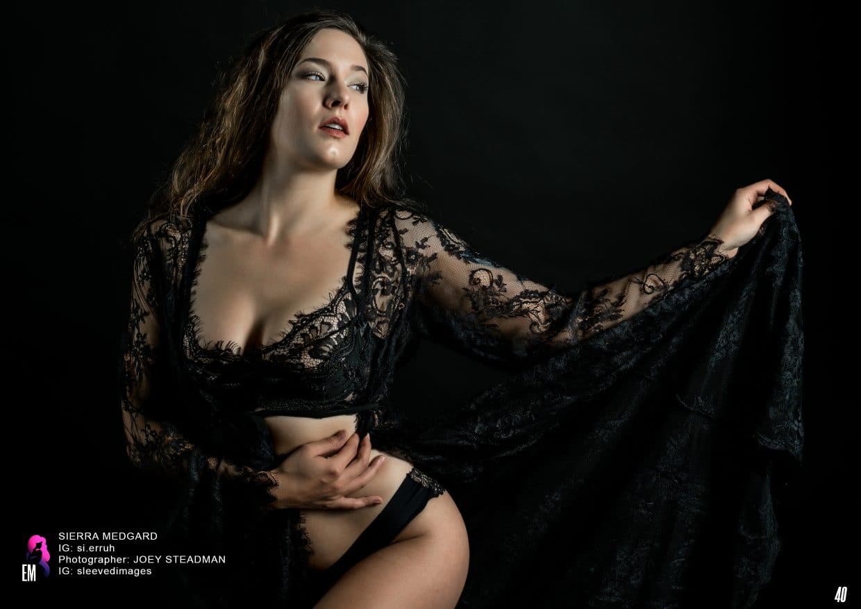 EM Magazine - December 2020 - Christmas Issue