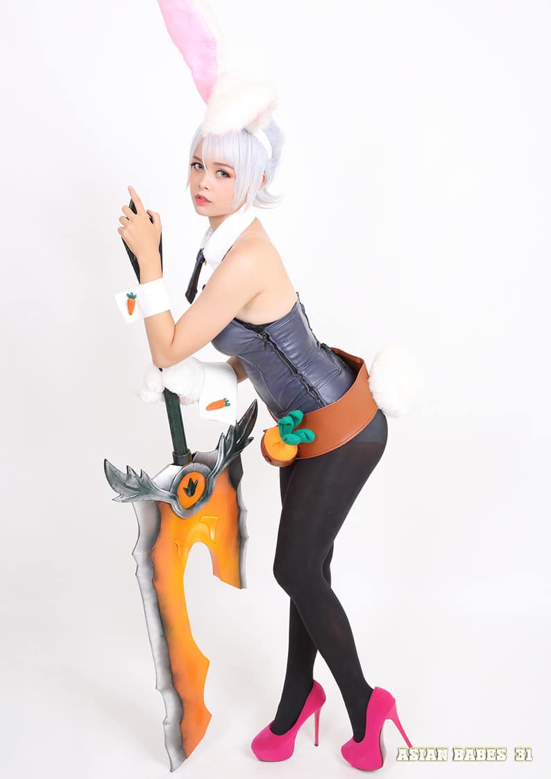 Asian Babes Magazine - January 2026 - Pop Sarranya